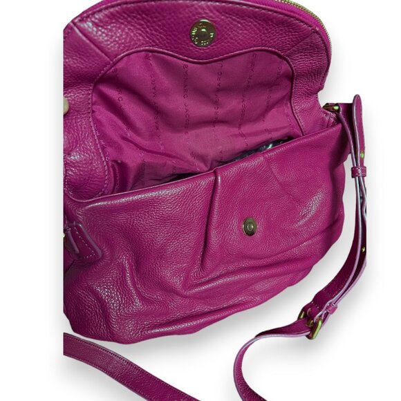 Like new Marc by Marc Jacobs Fuchasia Leather Classic Q Natasha Crossbody Bag - Picture 5 of 13